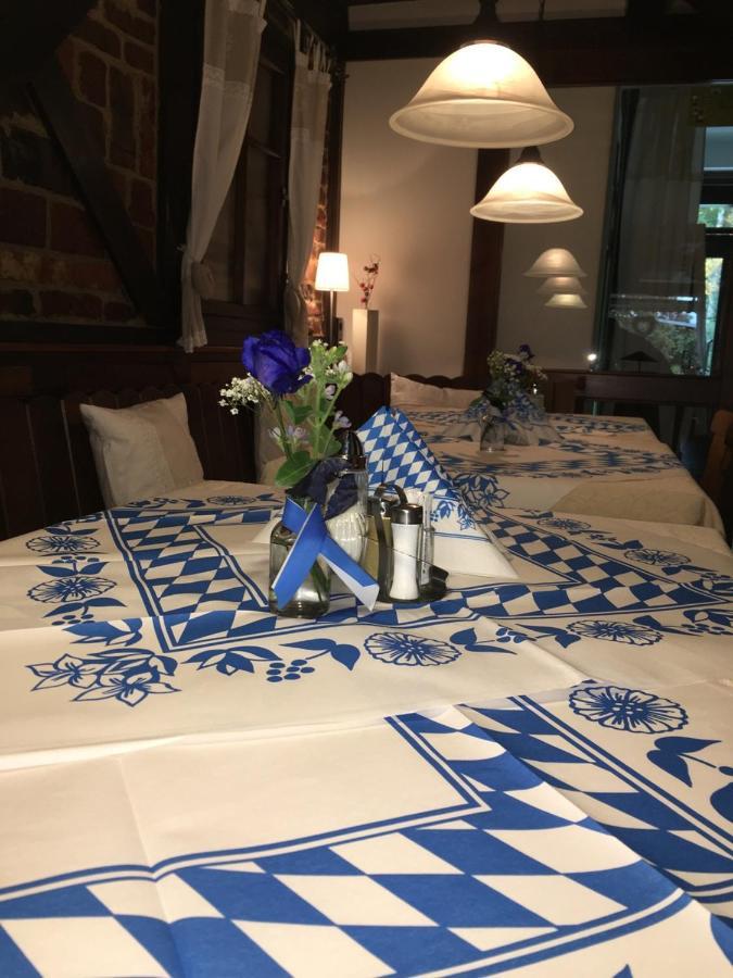 Hotel Waldschloss Bad Camberg Esterno foto